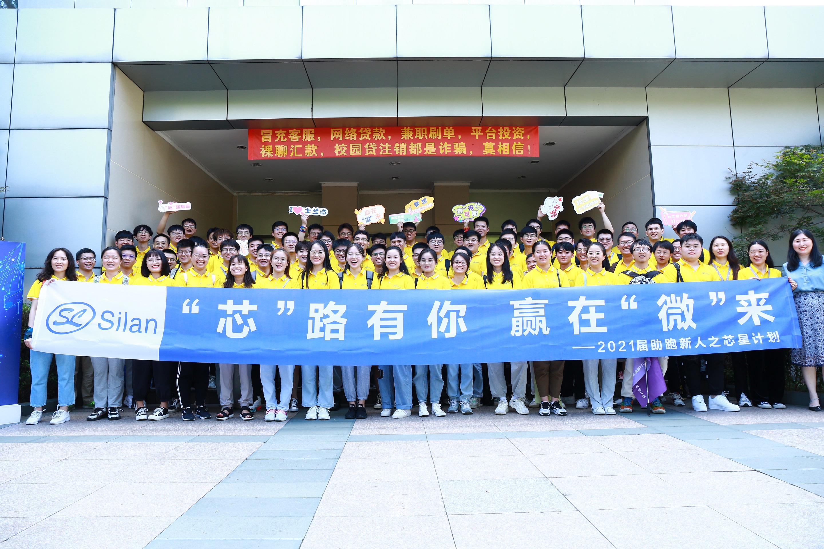 1633669993884083L5Y9.jpg 1633669993884083L5Y9.jpg