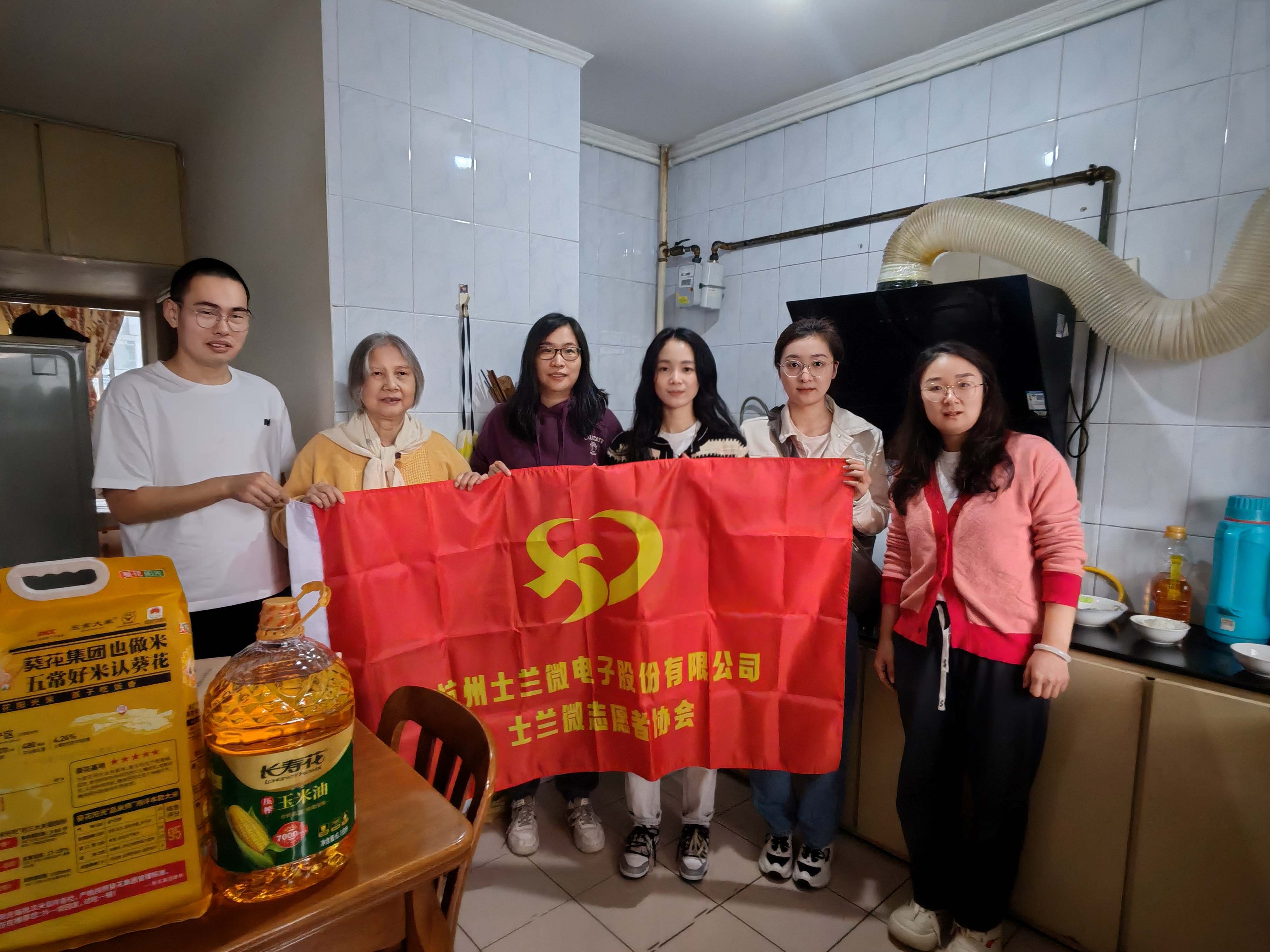 17338982506650567r6u.jpg 17338982506650567r6u.jpg